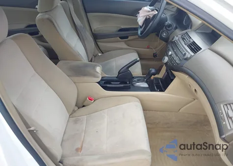 2008 Honda Accord 2.4 Lx z USA, uszkodzony, nr VIN 1HGCP26368A061298